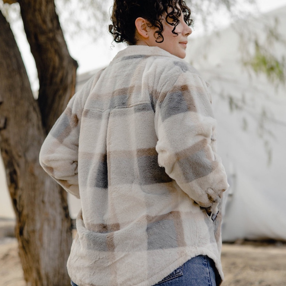 Dixxon women’s long shacket - morning mist large